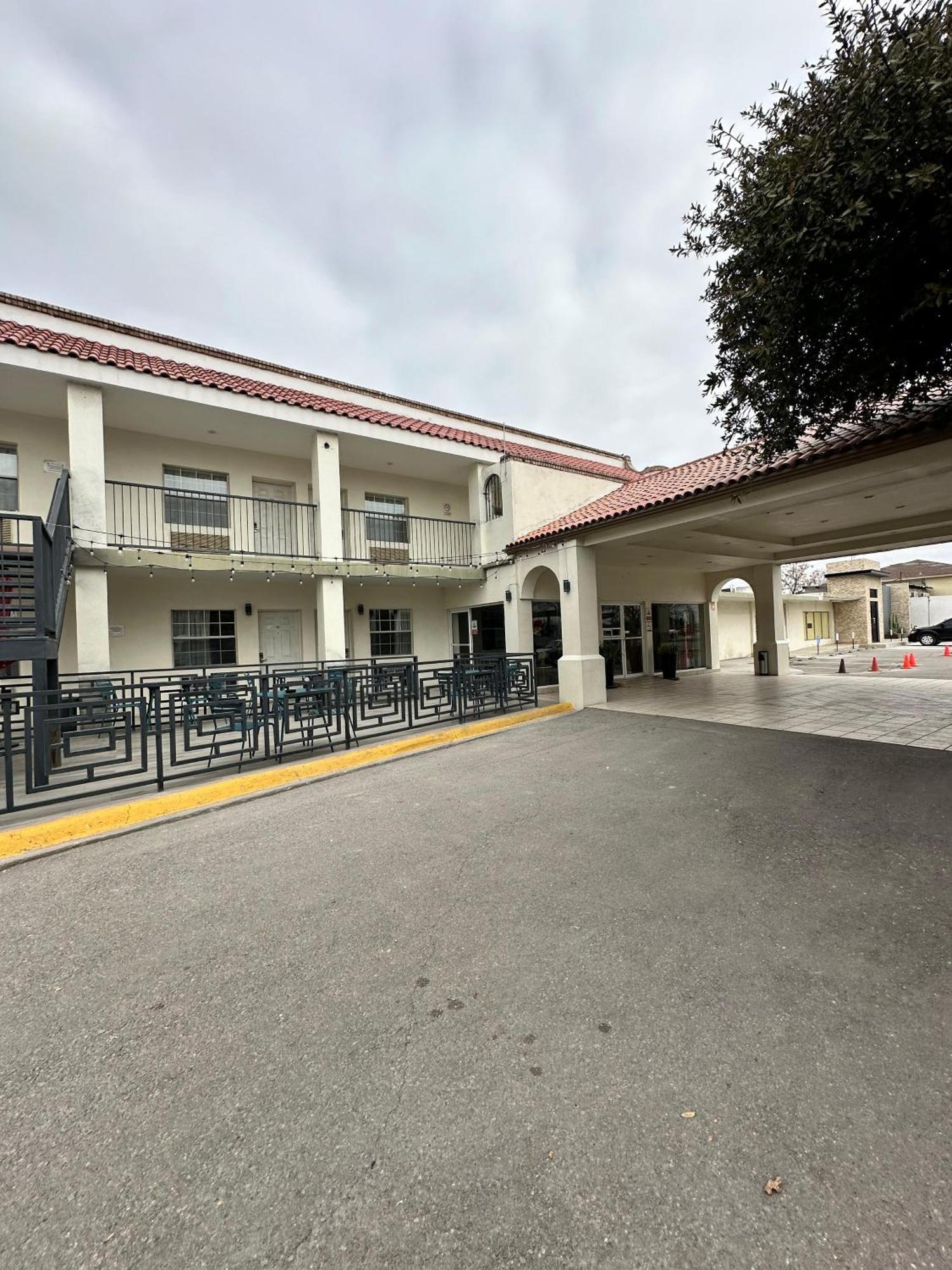 Hotel Quinta San Carlos Inn Manuel Valdez Eksteriør billede